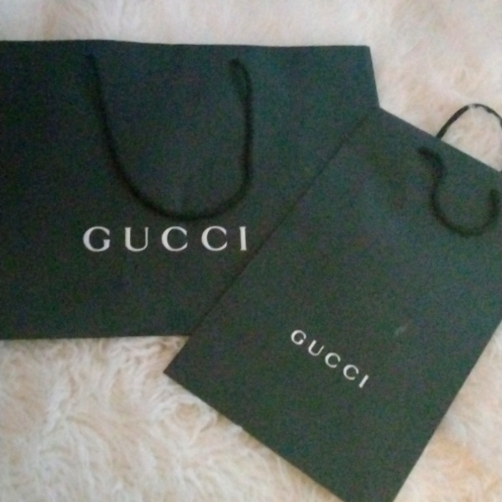 Gucci paper tote bags